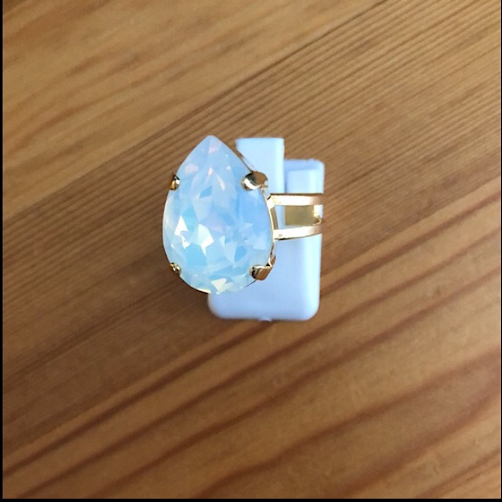 White Opal + Gold Pear Crystal Statement Ring - Picture 14 of 16